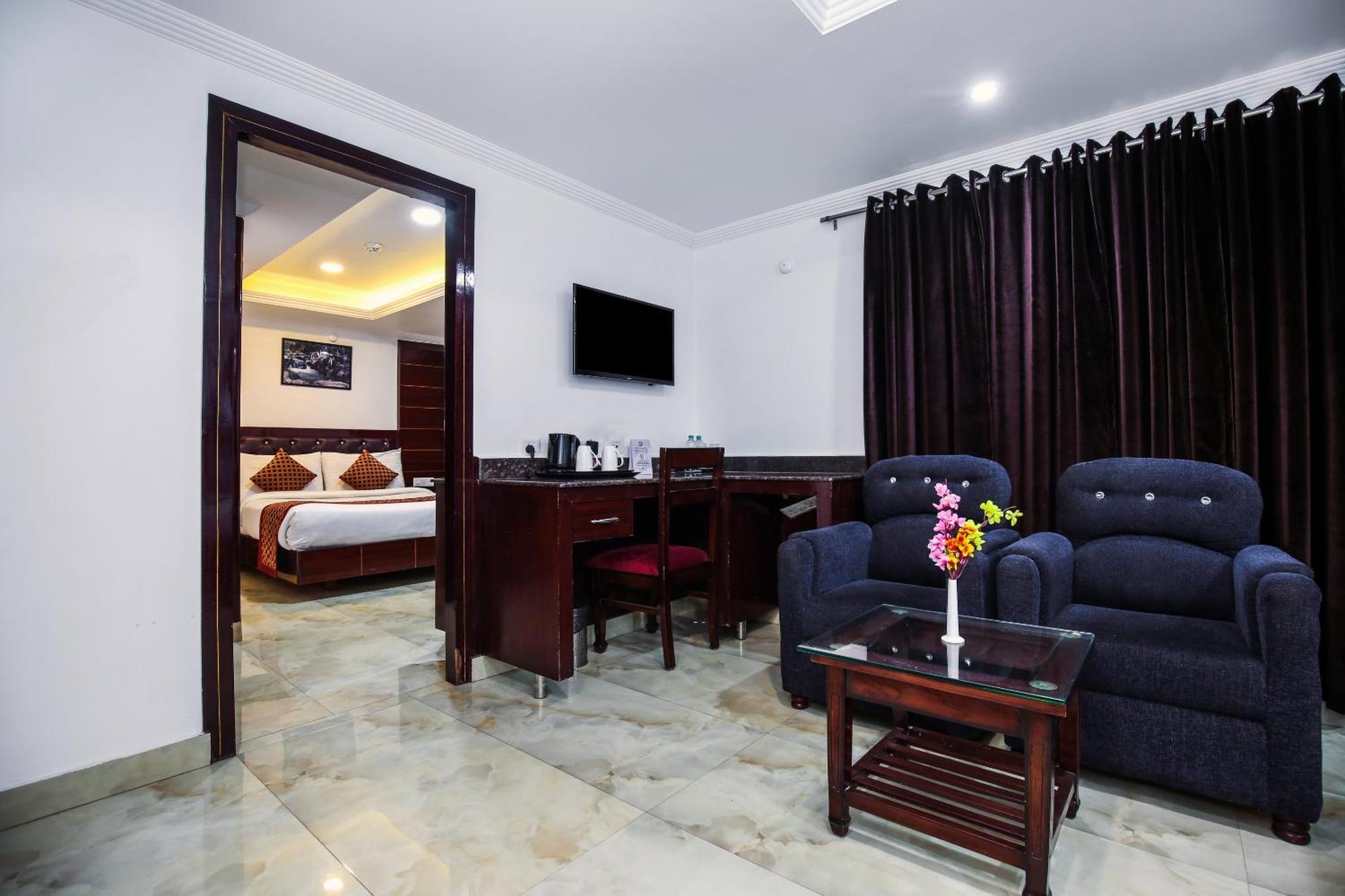 Hotel White Grand Shimla - In City Centre - A Centrally Ac Hotel Buitenkant foto