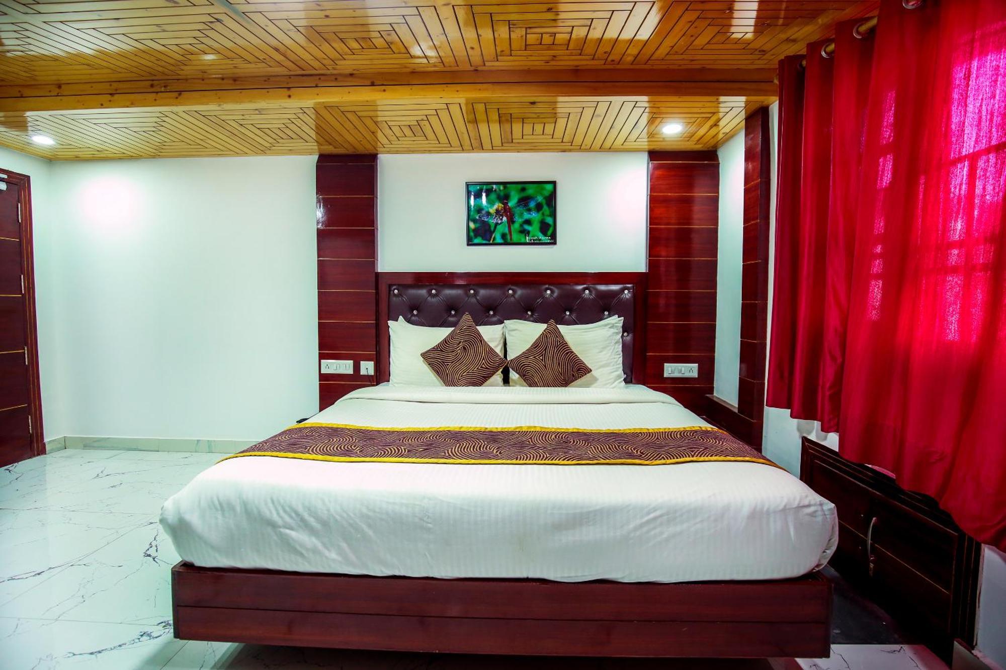 Hotel White Grand Shimla - In City Centre - A Centrally Ac Hotel Buitenkant foto