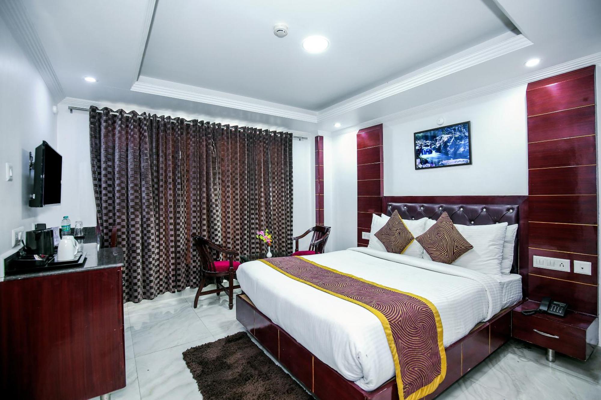 Hotel White Grand Shimla - In City Centre - A Centrally Ac Hotel Buitenkant foto