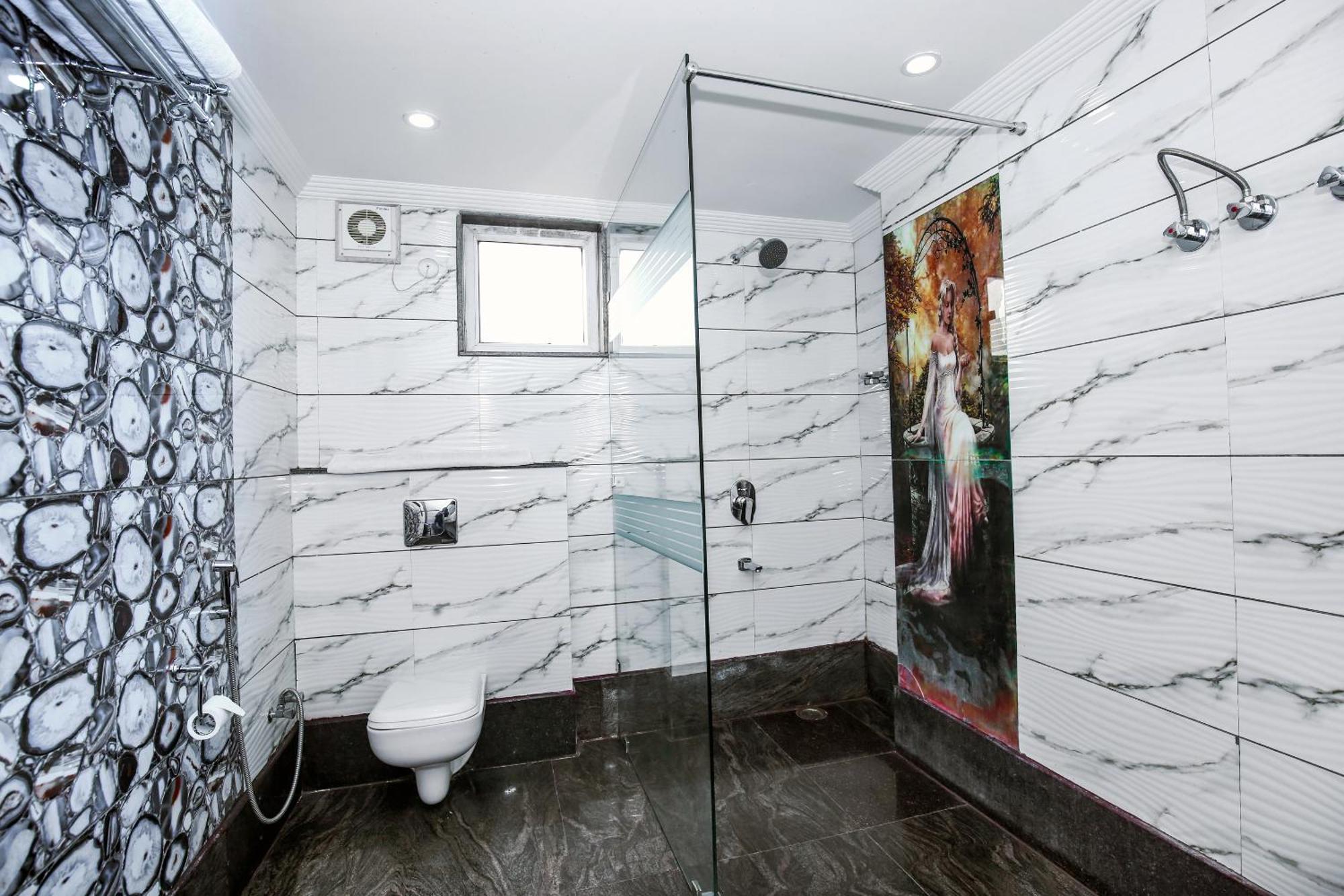 Hotel White Grand Shimla - In City Centre - A Centrally Ac Hotel Buitenkant foto