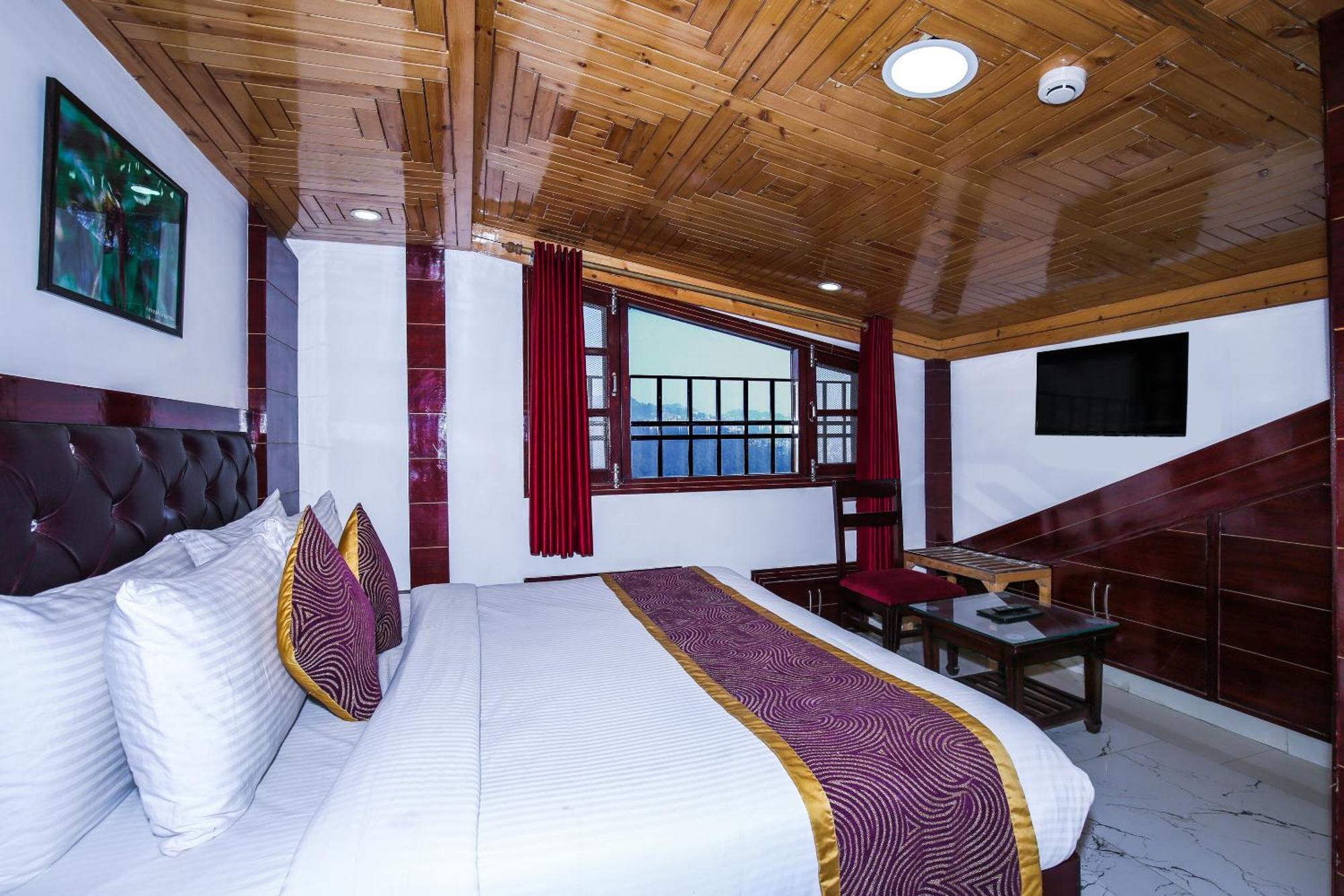 Hotel White Grand Shimla - In City Centre - A Centrally Ac Hotel Buitenkant foto