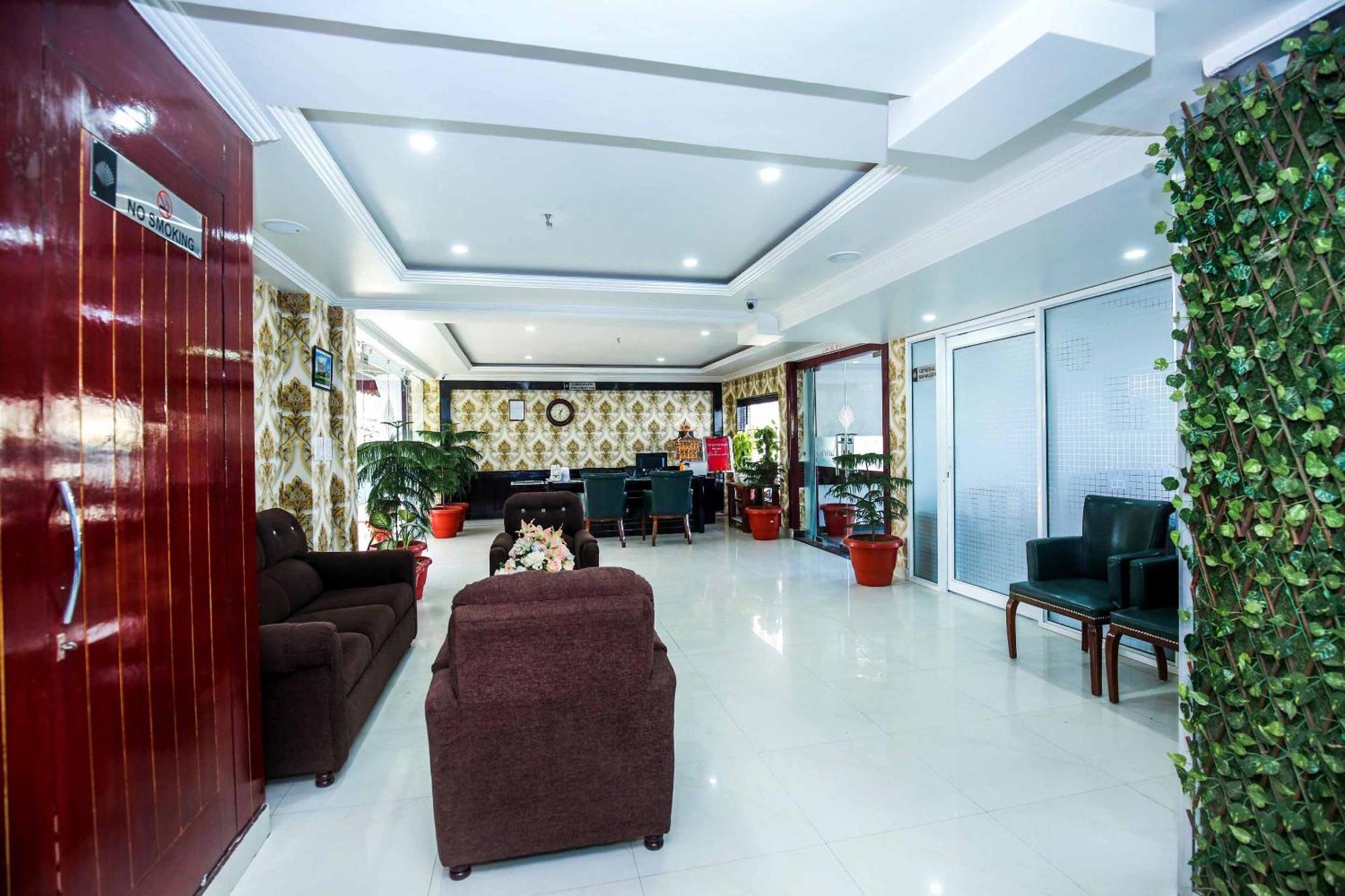 Hotel White Grand Shimla - In City Centre - A Centrally Ac Hotel Buitenkant foto