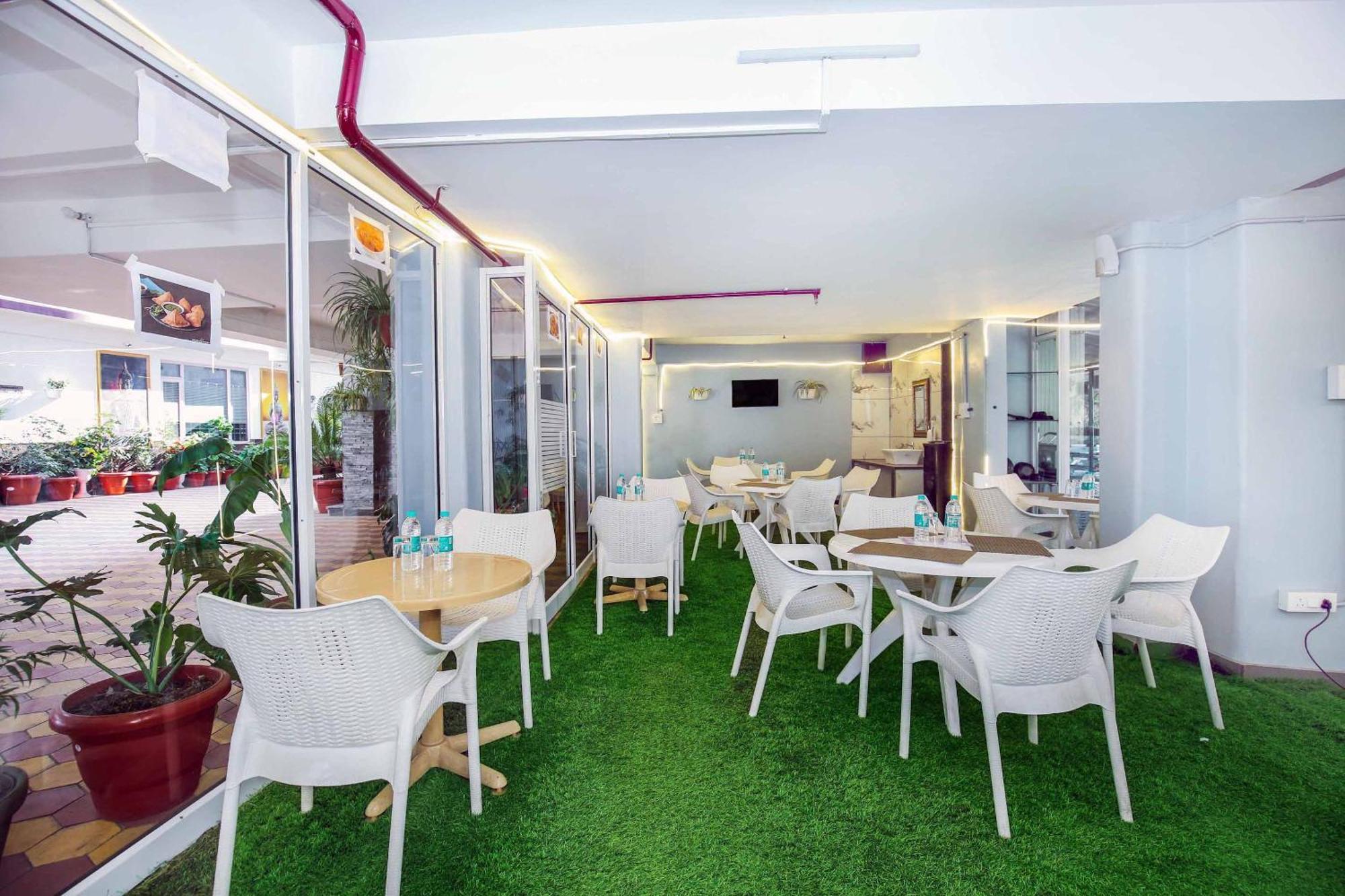 Hotel White Grand Shimla - In City Centre - A Centrally Ac Hotel Buitenkant foto